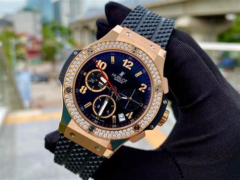 đồng hồ hublot giá bao nhiêu